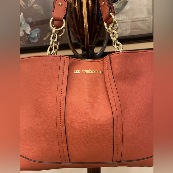 Liz Claiborne please check or picture of condition - Picture 5 of 17